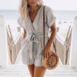 American Eagle romper shorts white blue tan cotton linen waist tie Sz M